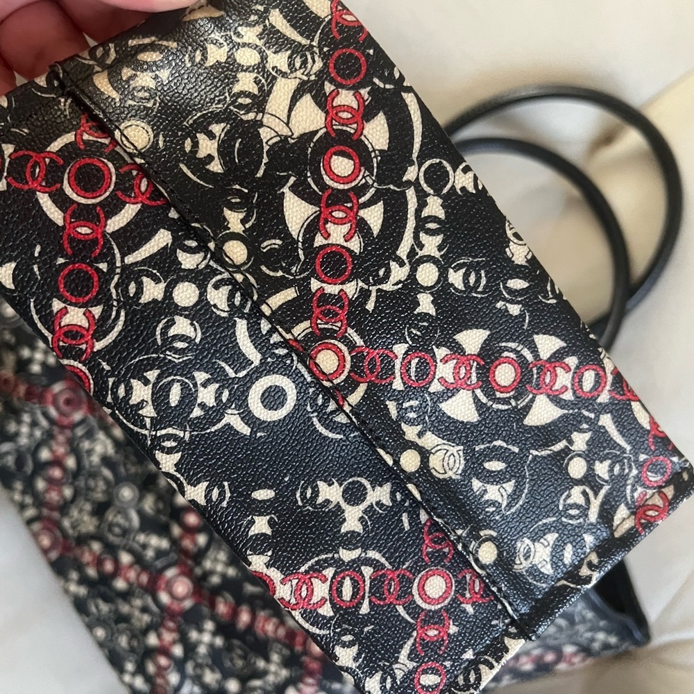 CHANEL Black and Red Embroidered Tote Bag - Picture 8 of 14
